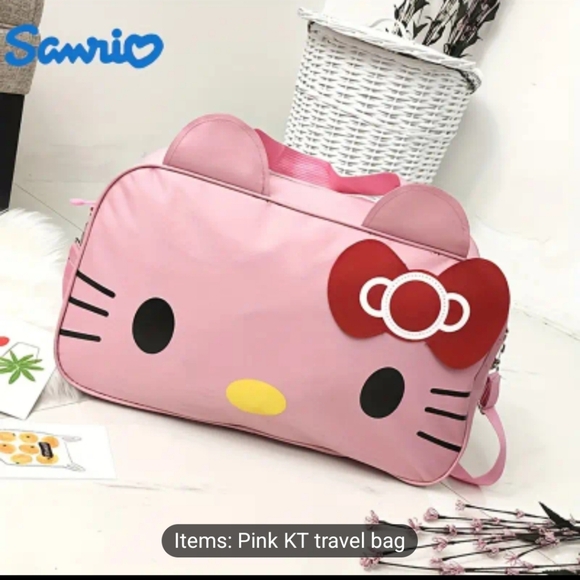 Sanrio Hello Kitty Travel bag. For size see pics. Color: pink. - Picture 2 of 6